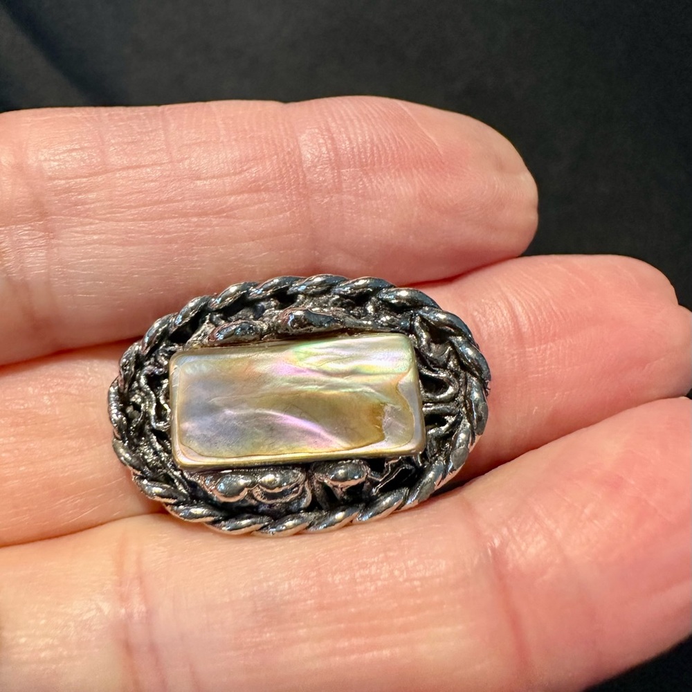 Ornate Ring Silver Tone Mother Of Pearl Adjustable - Sz 7.75.